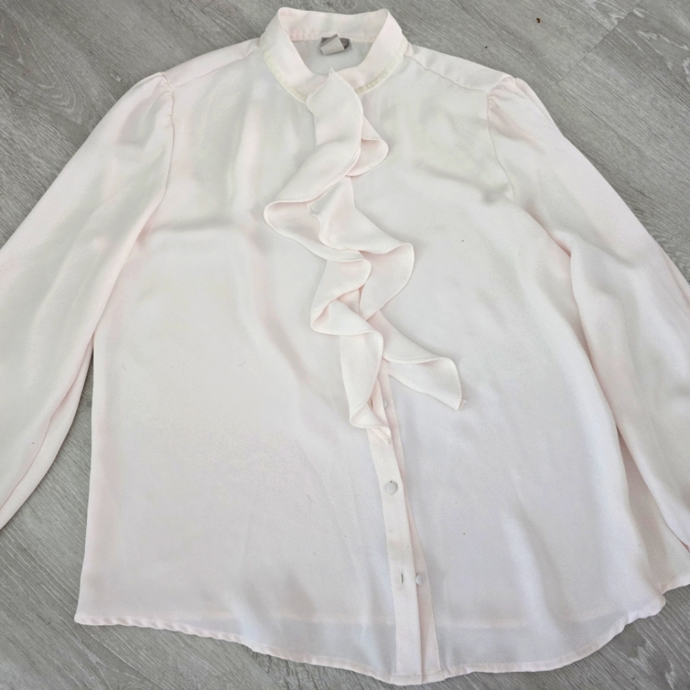 Chico's Cream Ruffled Mandarin Collar Blouse * *mint*
